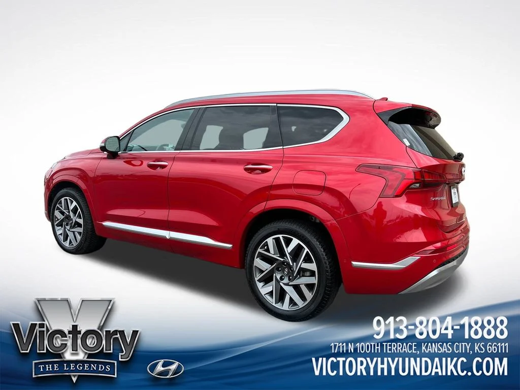 Used 2022 Red Hyundai Calligraphy image 3