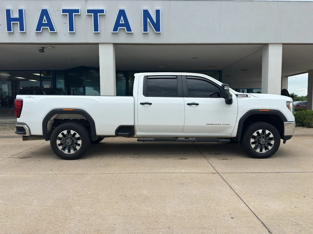 Used 2023 Summit White GMC Pro image 9