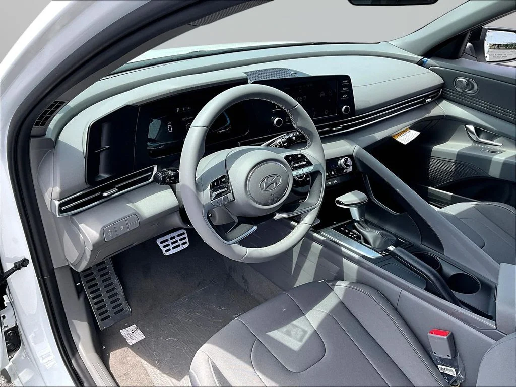 New 2026 White Hyundai SEL Sport image 7