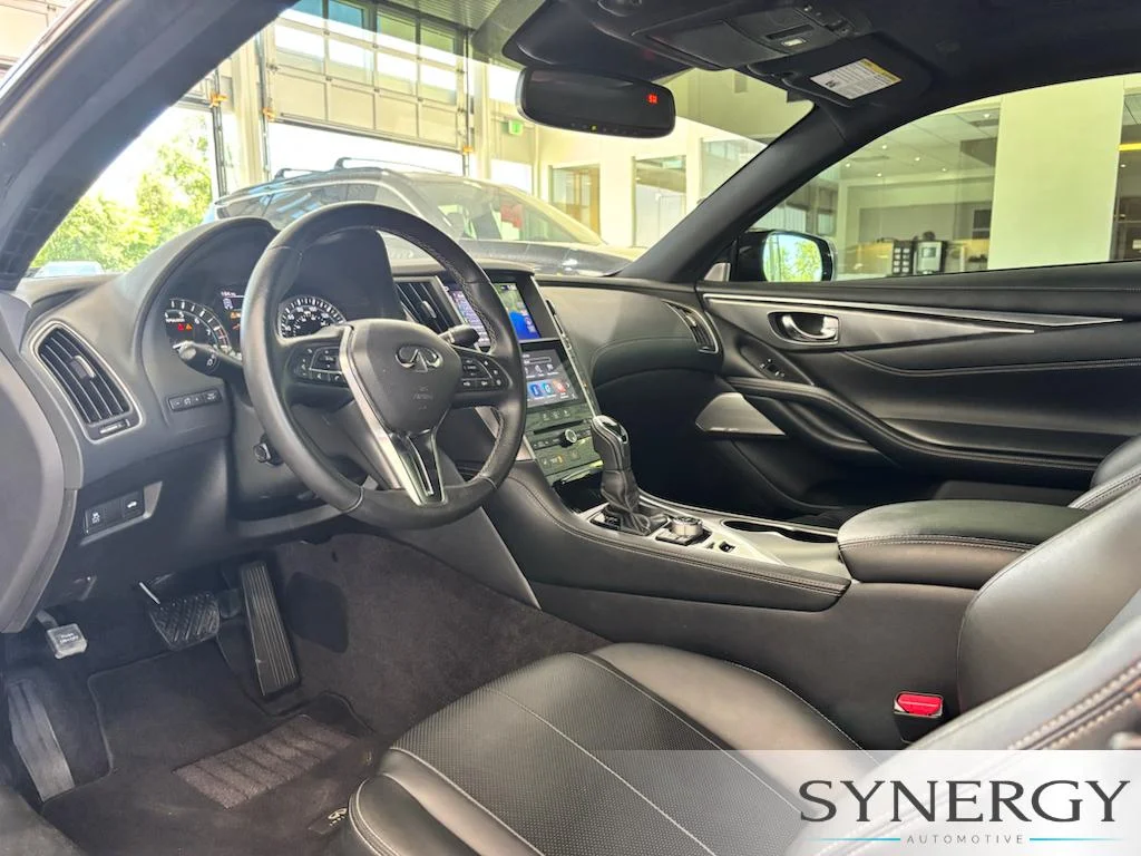 Used 2022 Black Obsidian INFINITI LUXE image 20