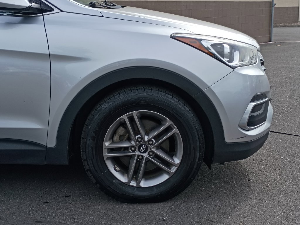 Used 2018 Silver Hyundai 2.4 Base image 2