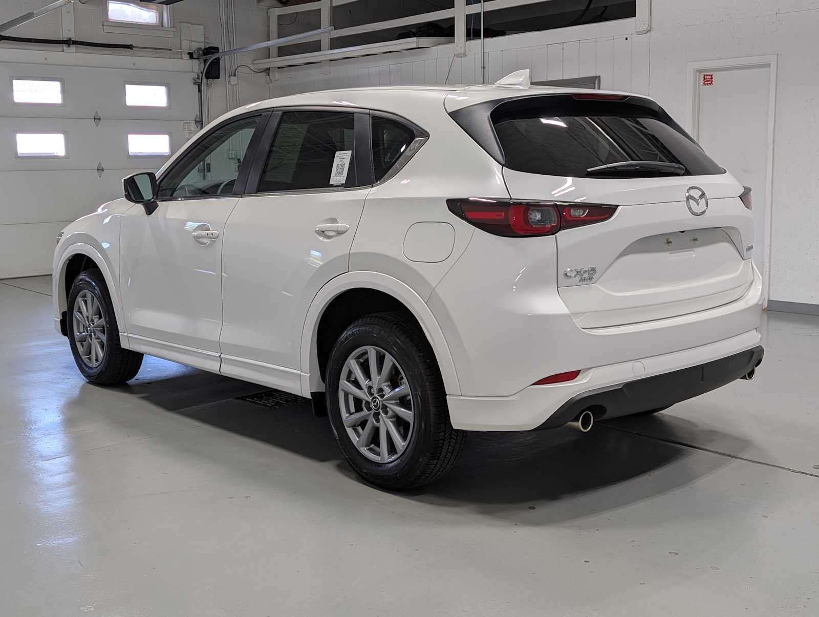 Used 2025 Rhodium White Metallic Mazda 2.5 S Preferred Package image 10