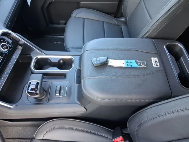 2026 GMC Sierra 1500 Denali - Photo 11