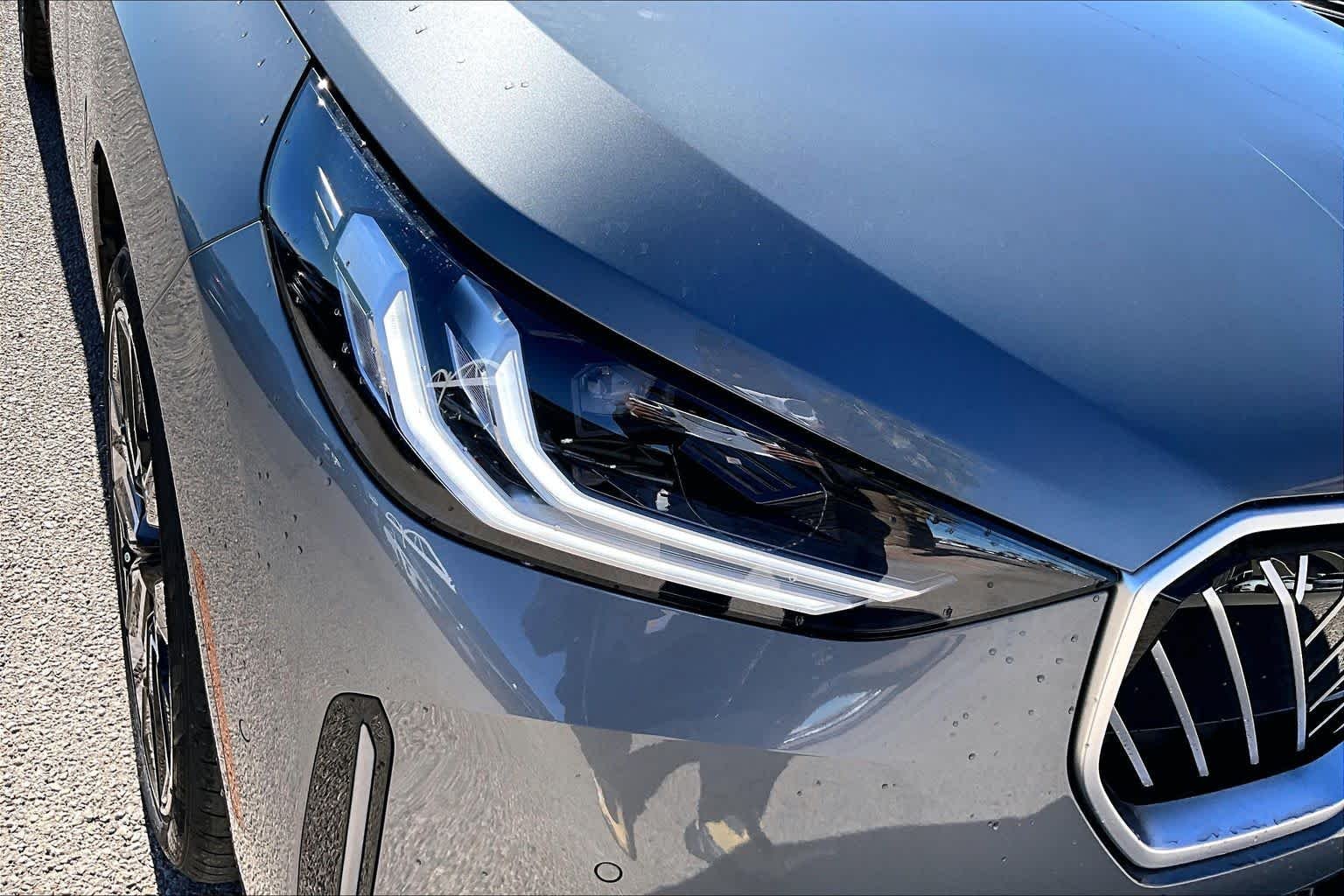 Used 2026 Skyscraper Grey Metallic BMW 30 xDrive image 13
