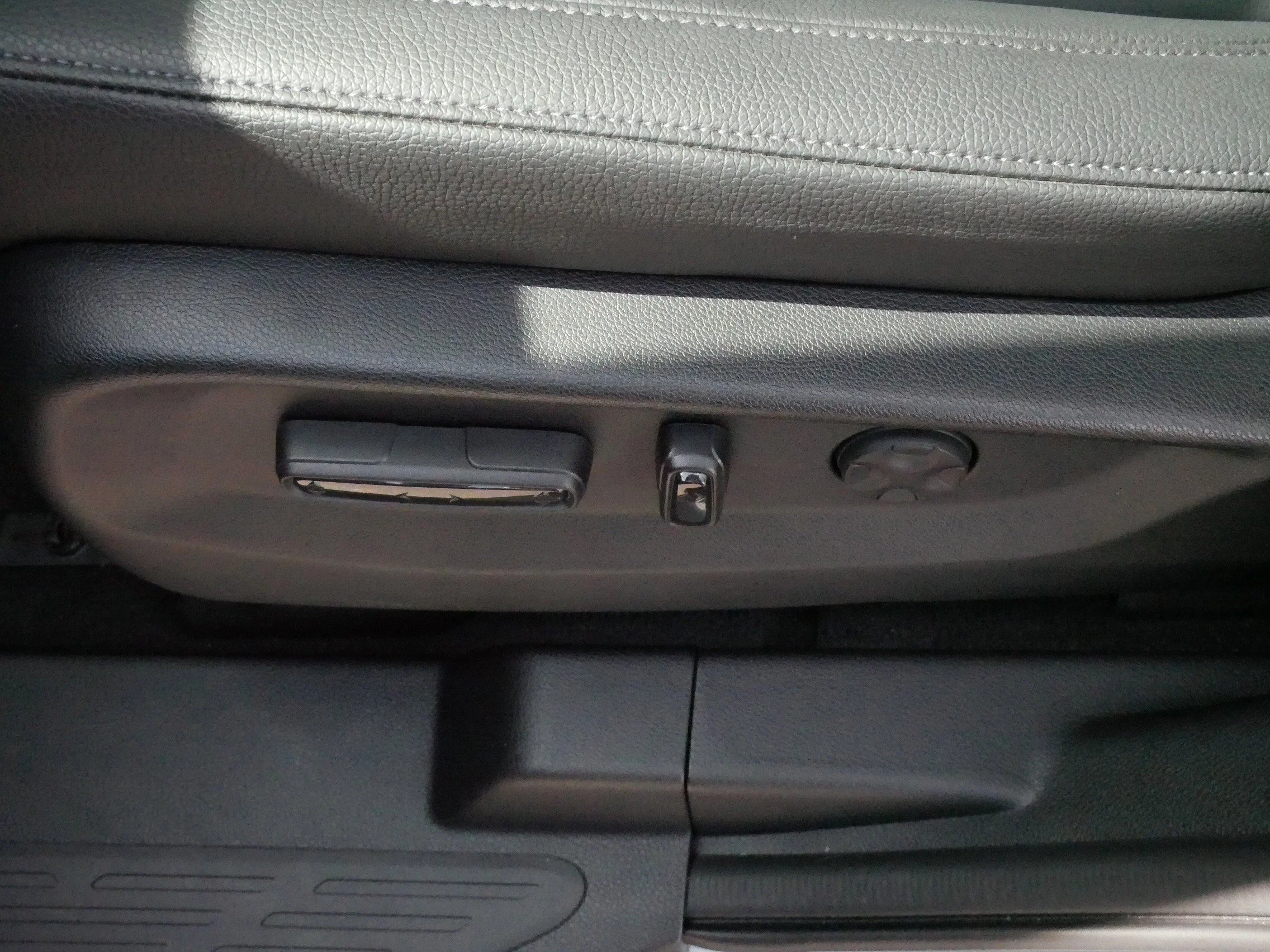 2026 Honda Odyssey EX-L - Photo 20