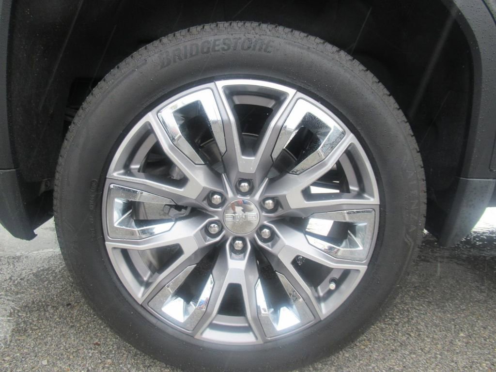 Used 2025 Titanium Rush Metallic GMC Denali image 8