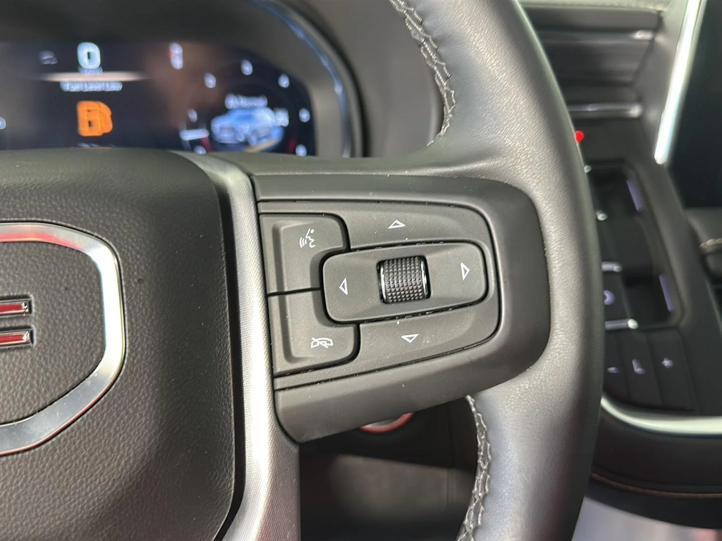 Used 2024 Sterling Metallic GMC SLT image 13