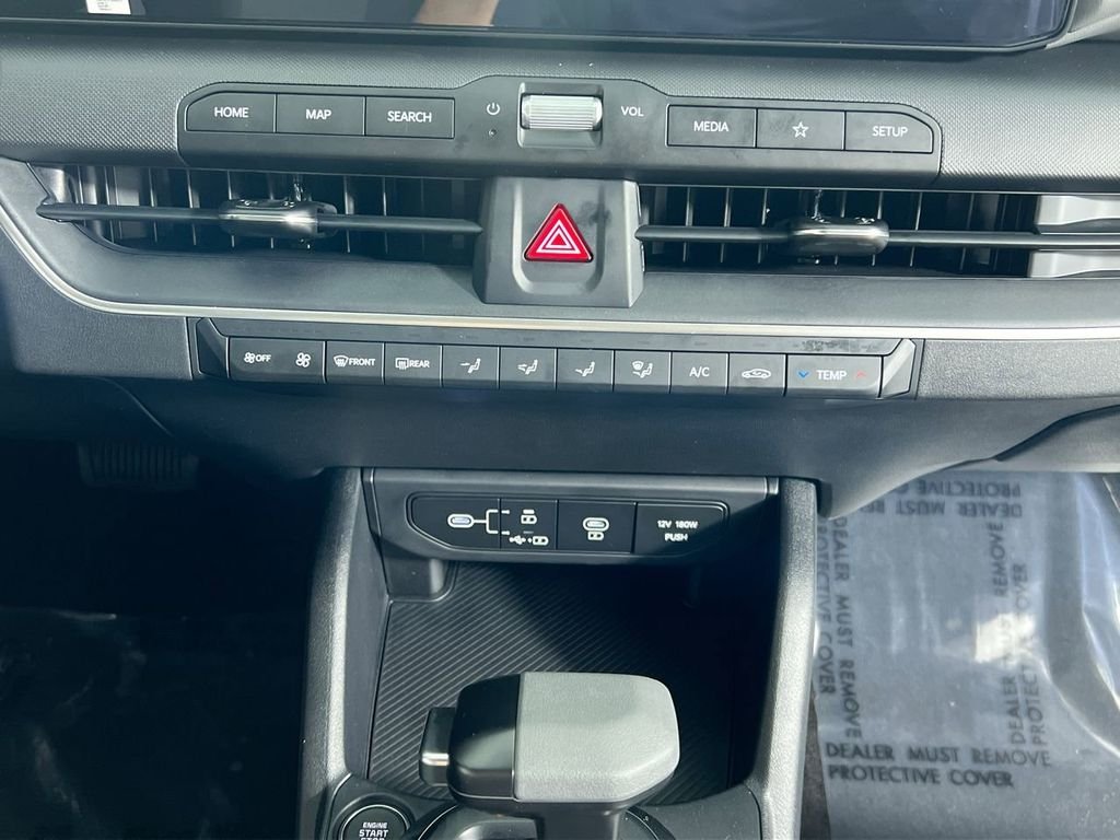New 2026 Snow White Pearl Kia LX image 24