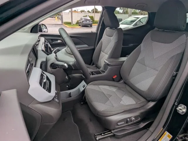 New 2027 Mosaic Black Metallic Chevrolet LT image 5