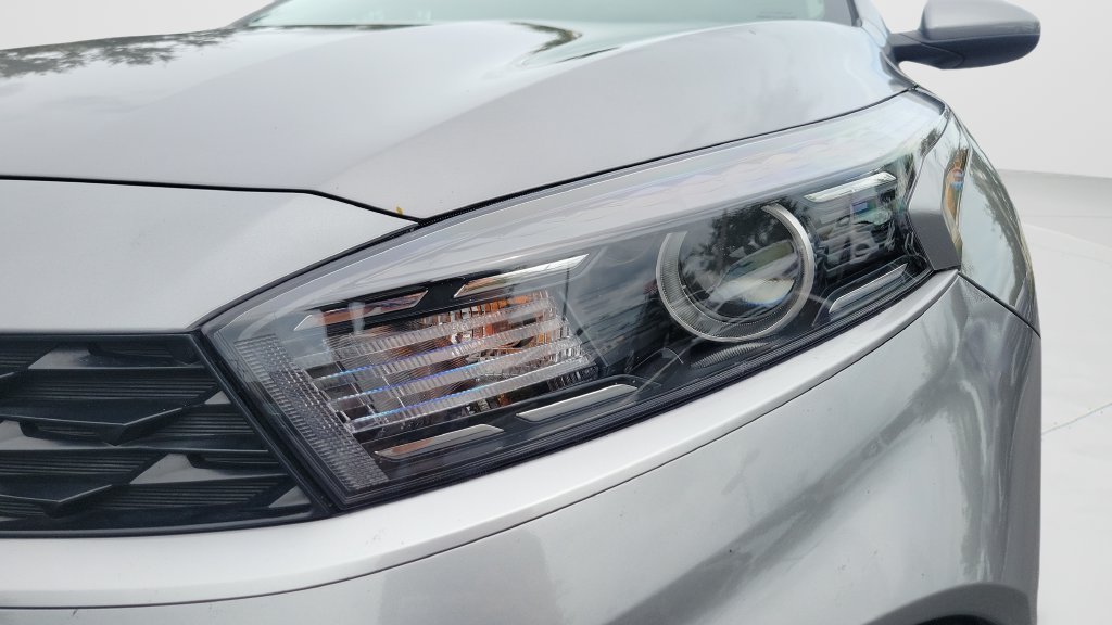 2024 Kia Forte LXS - Photo 9