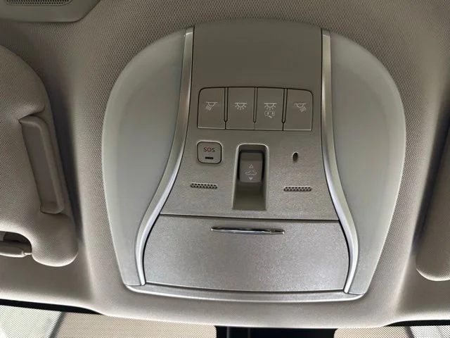 Used 2018 Black Obsidian INFINITI Base image 26