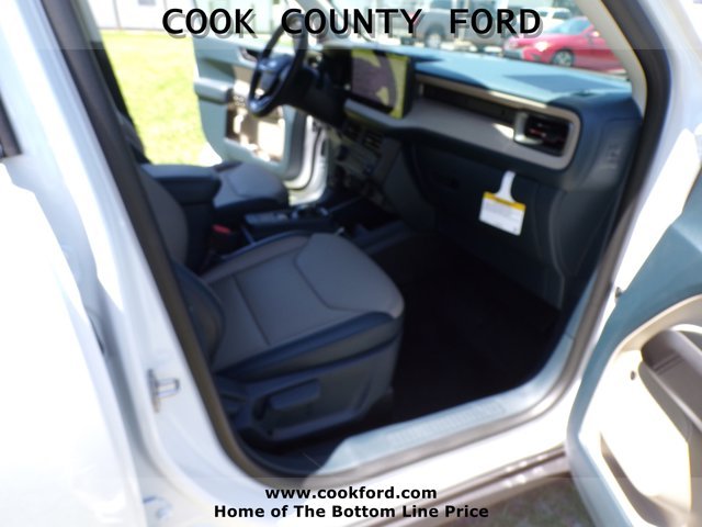 New 2026 Oxford White Ford Lariat® image 23