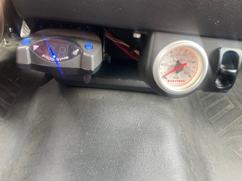 Used 2019 Oxford White Ford Base image 16