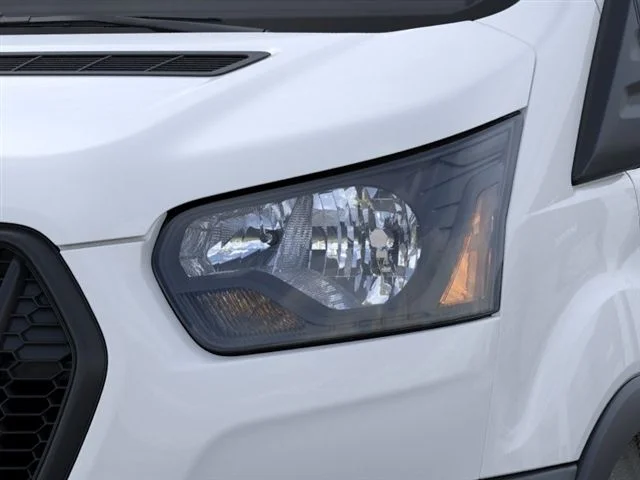 New 2026 Oxford White Ford Base image 18