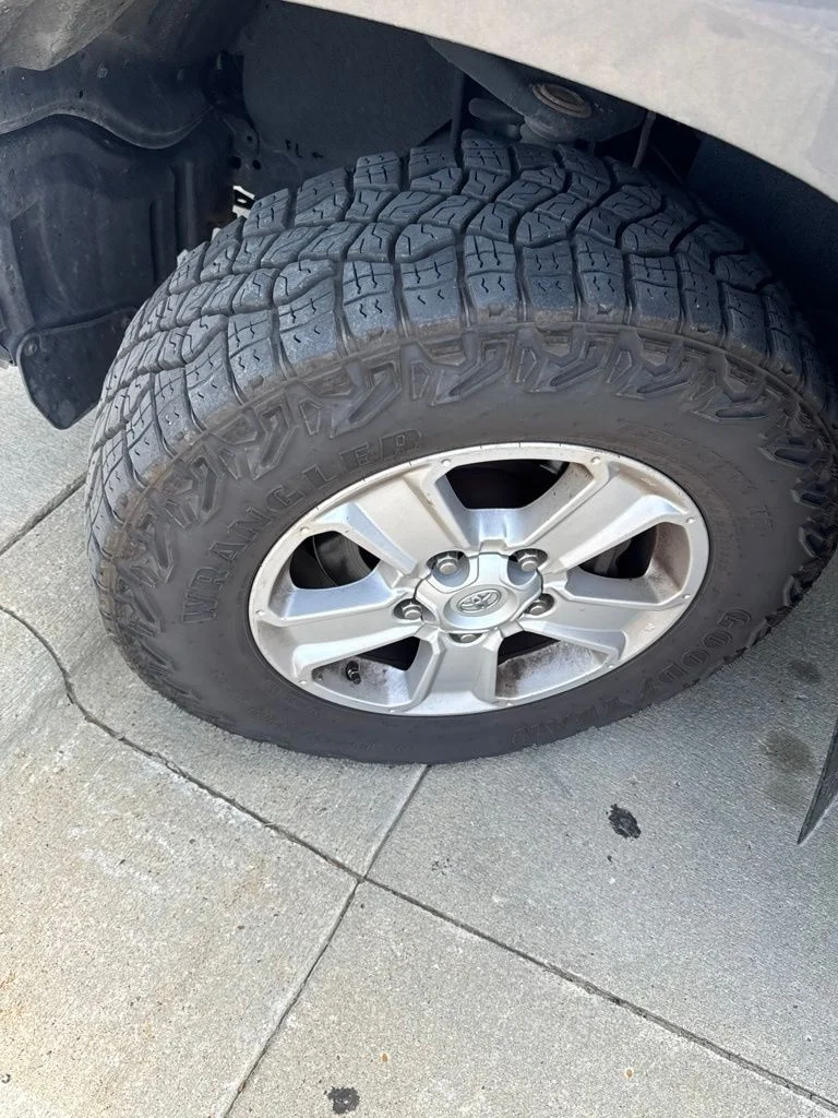 Used 2017  Toyota SR5 image 4