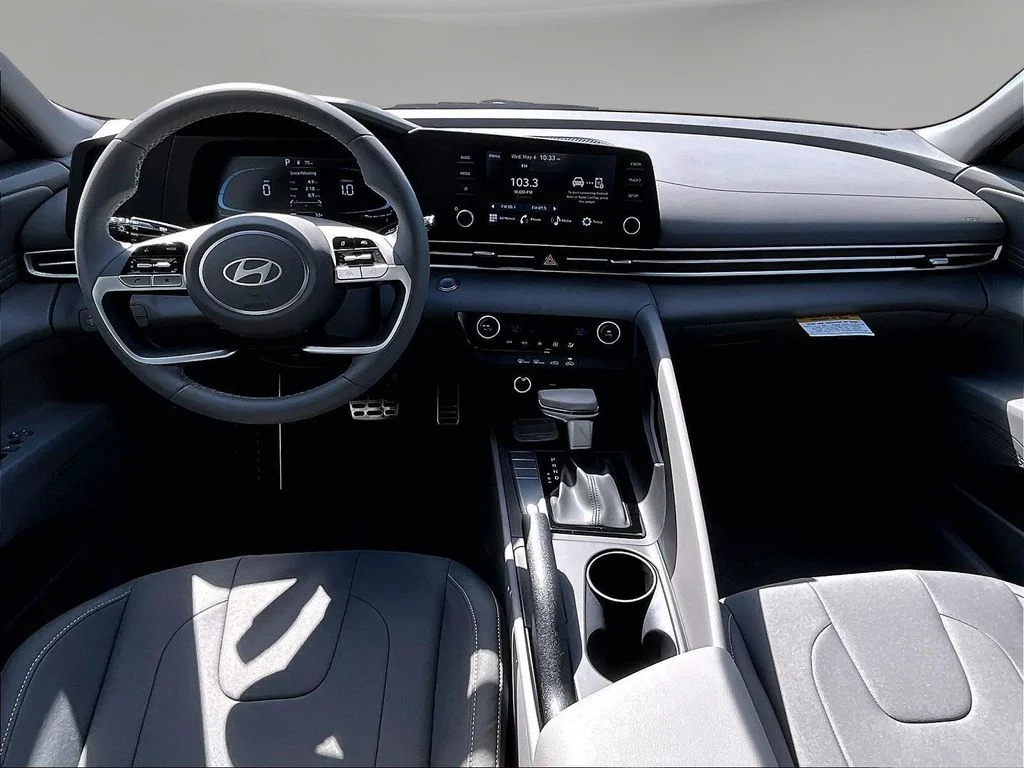 New 2026 White Hyundai SEL Sport image 6