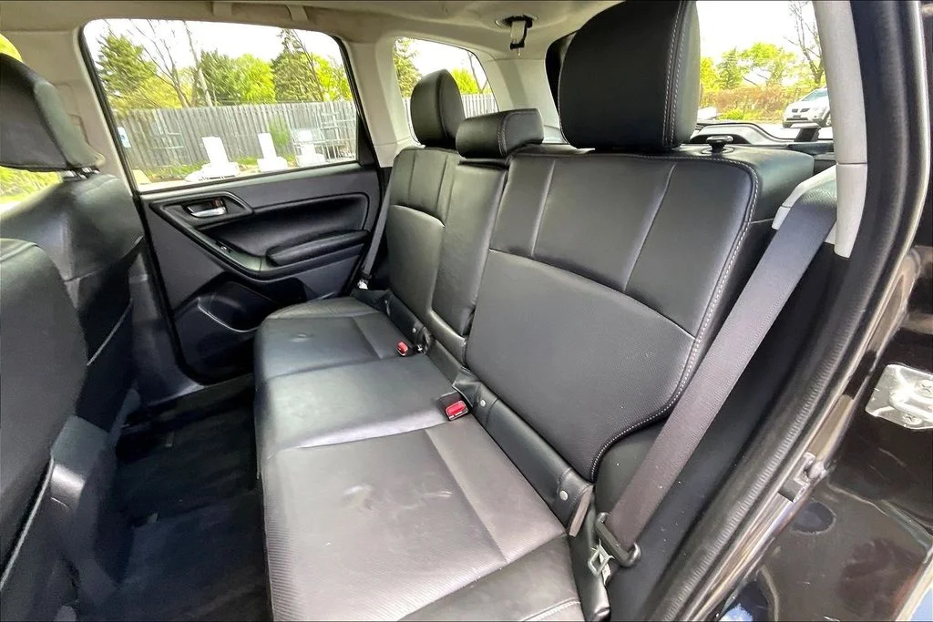 Used 2018 Black Subaru 2.5i Limited image 26