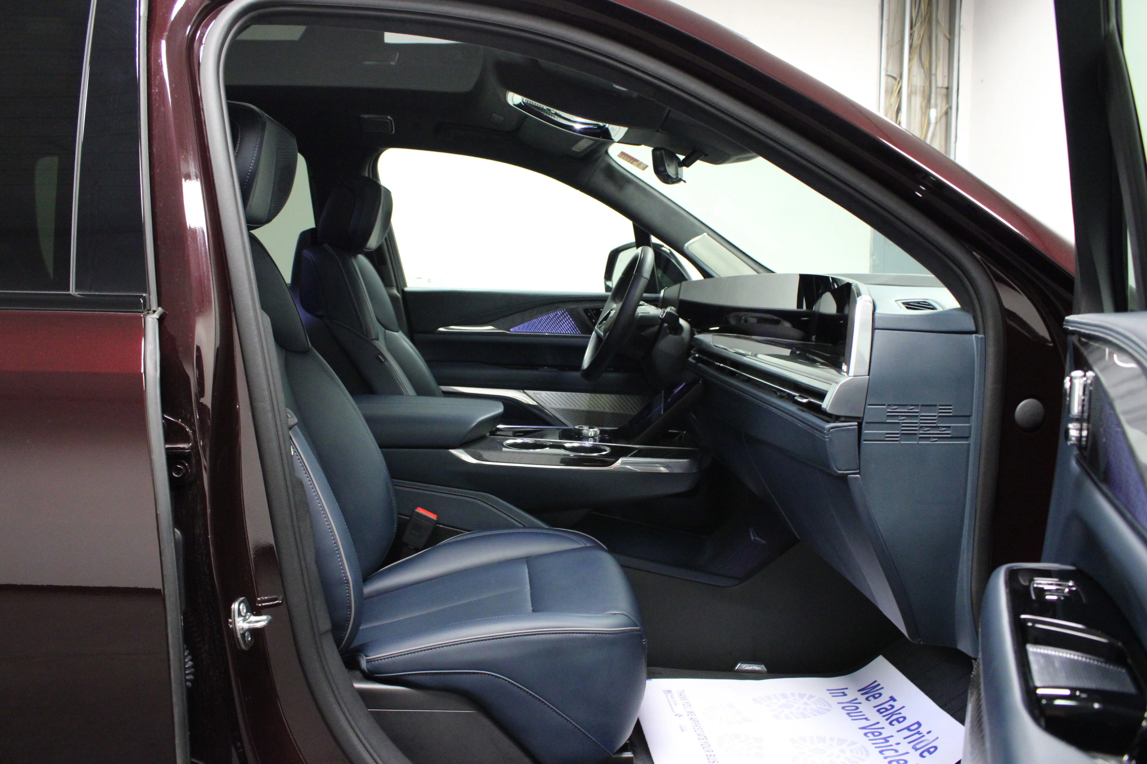 Used 2025 Black Cherry Tintcoat Cadillac Luxury 2 image 17