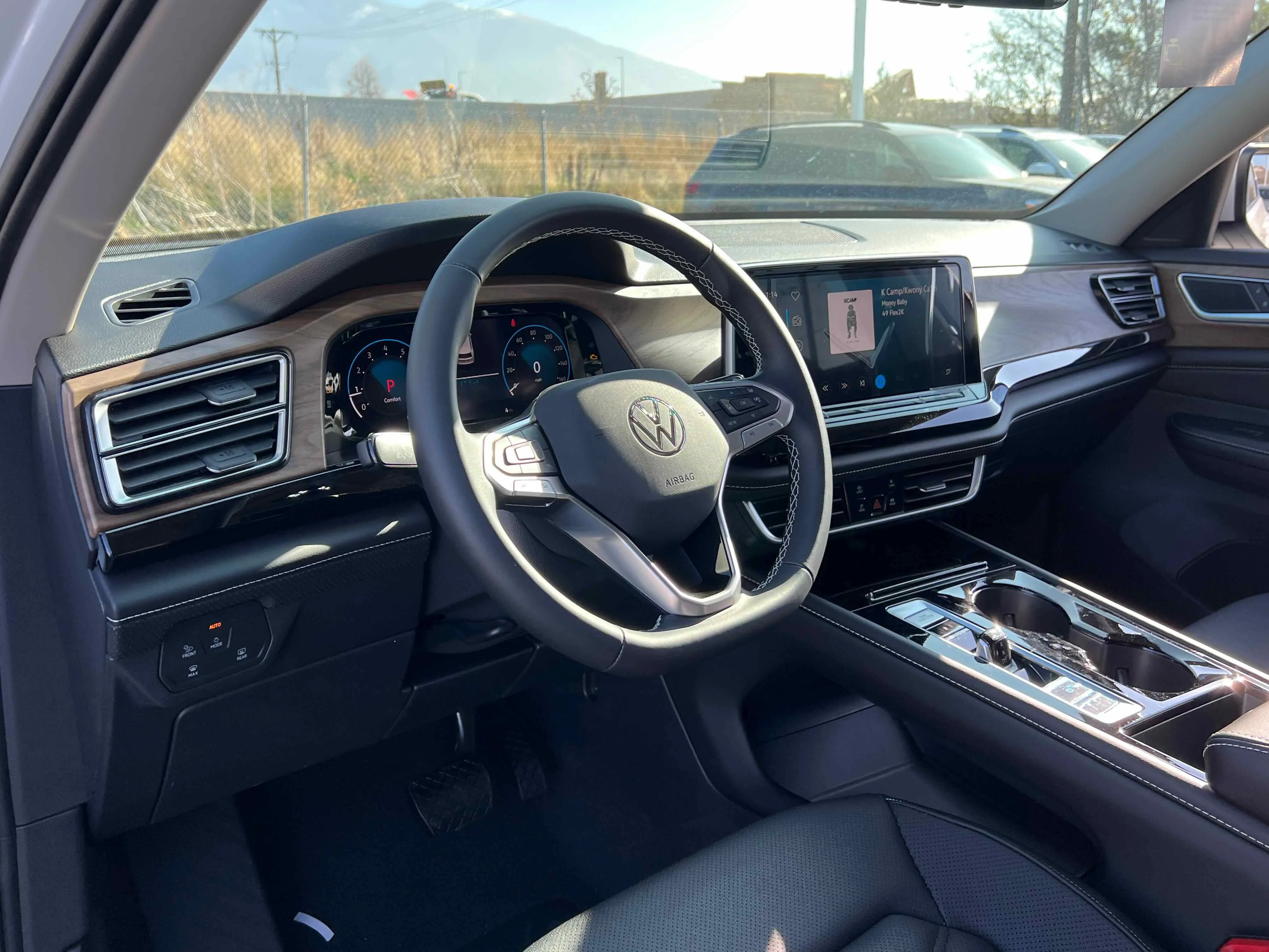 New 2026 Opal White Volkswagen 2.0T SE w/Technology image 3