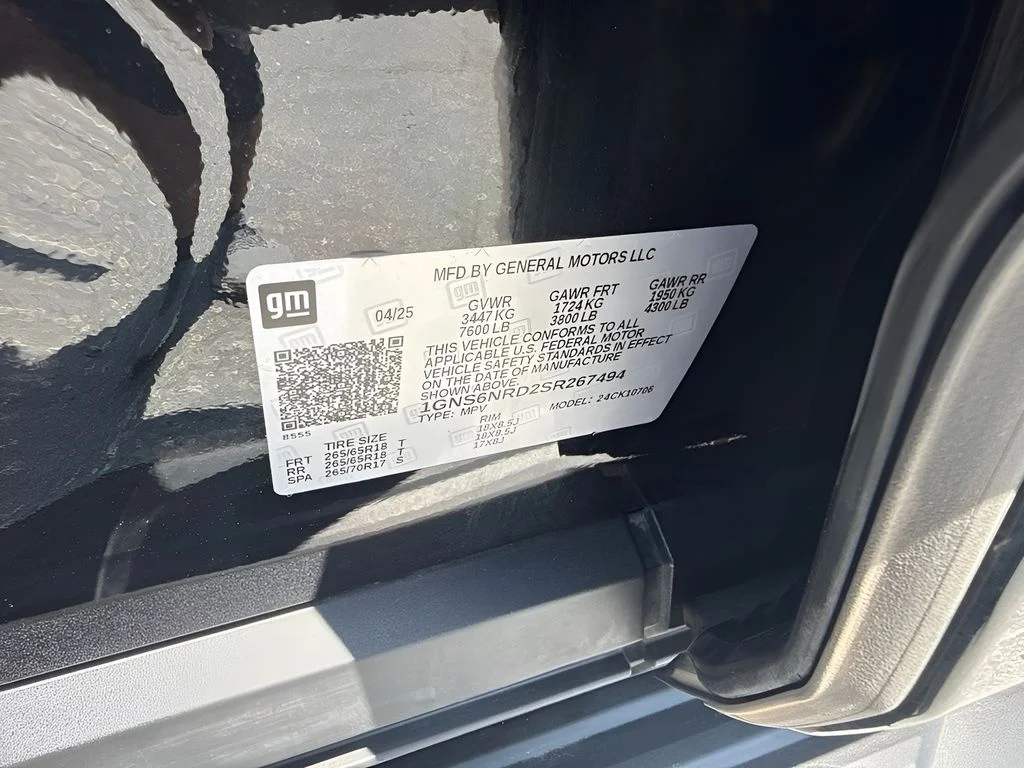 Used 2025 Black Chevrolet LT image 36