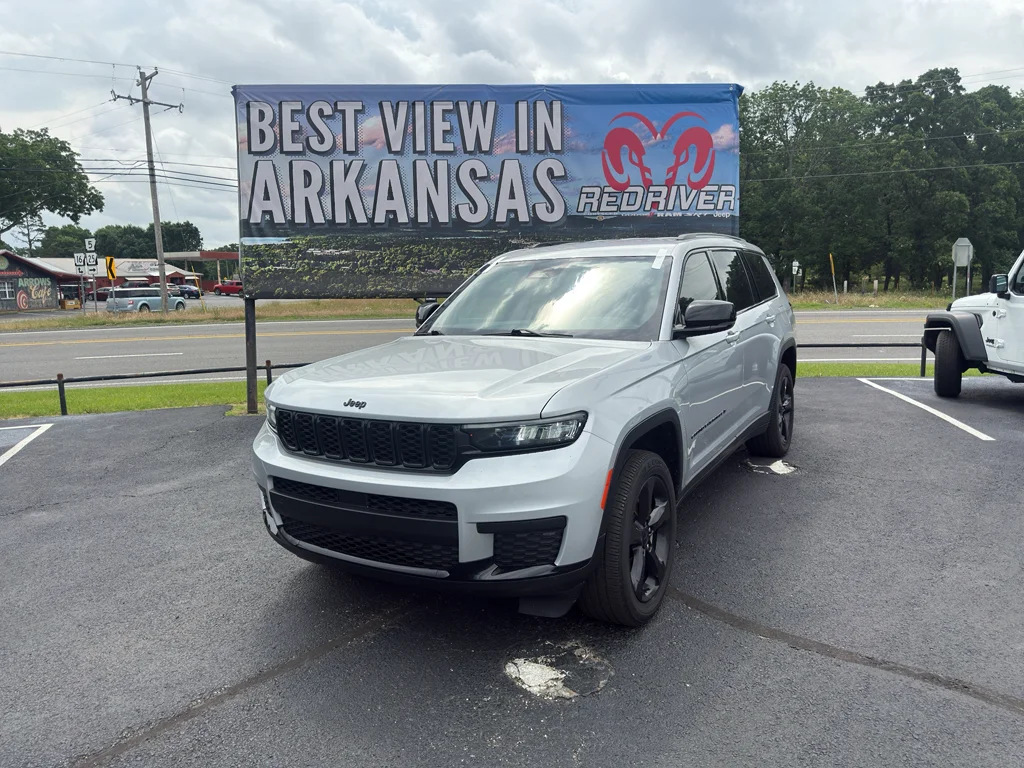 2022 Jeep Grand Cherokee L Altitude 4x4's photo