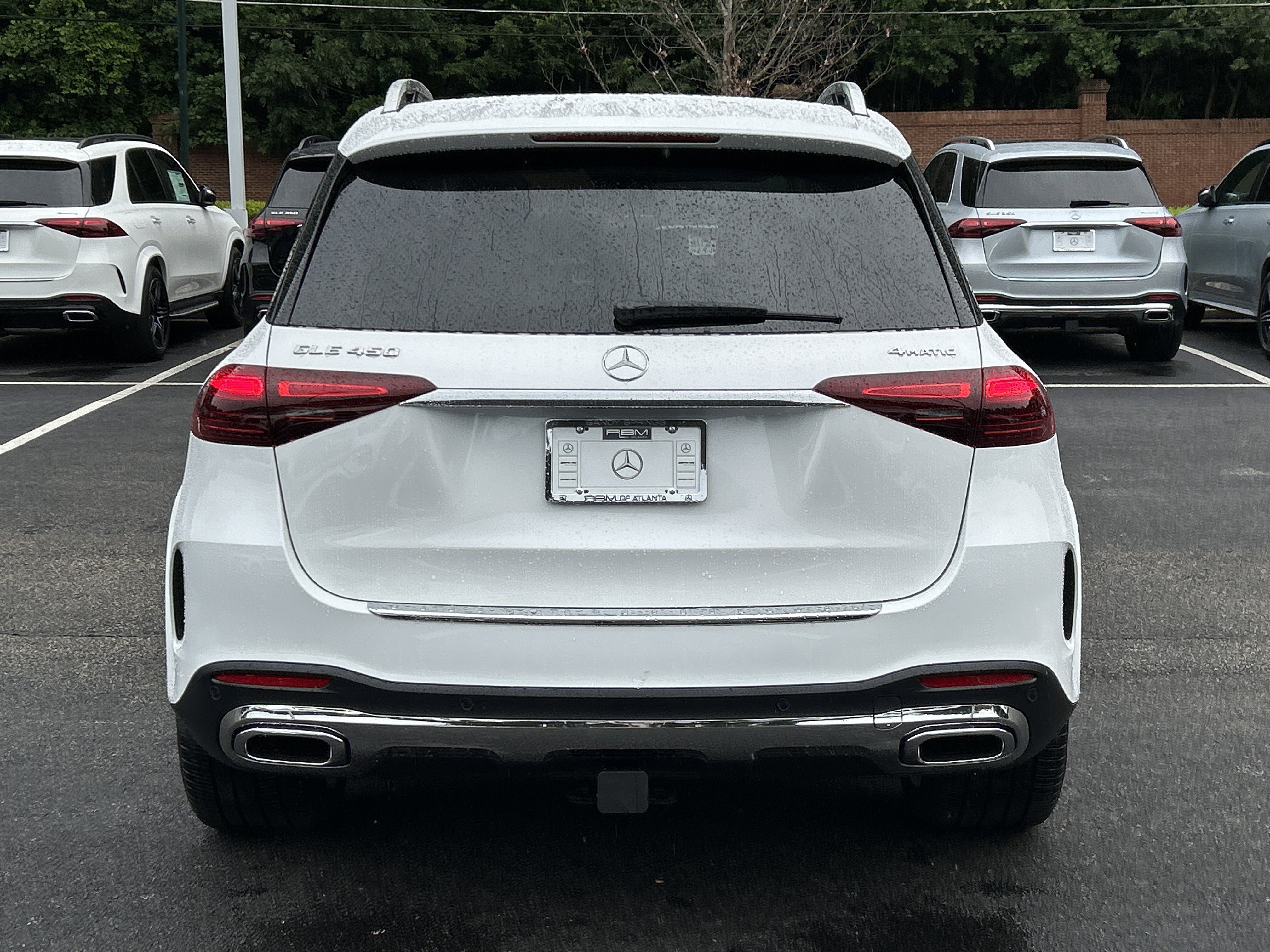New 2026 MANUFAKTUR Moonlight White Metallic Mercedes-Benz GLE 450 4MATIC® SUV image 7