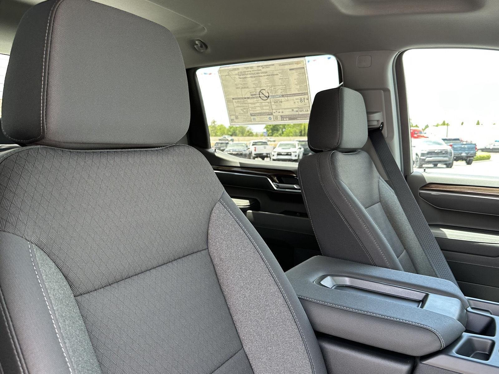 2026 Chevrolet Silverado 1500 LT - Photo 39
