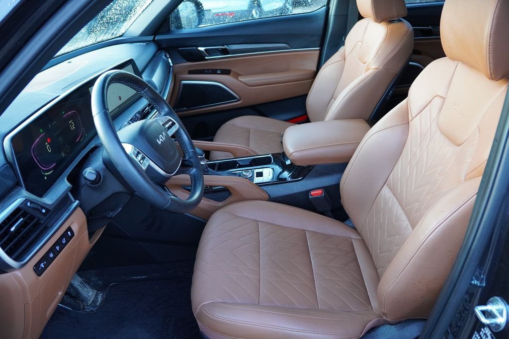 Used 2025 Panthera Metal Kia EX X-Line image 4