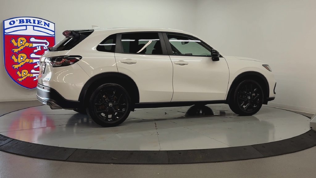 Used 2024 White Honda Sport image 4