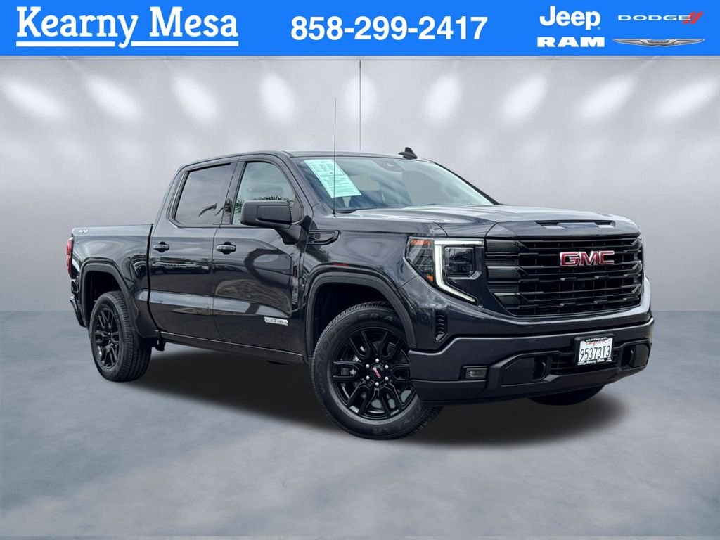 2023 GMC Sierra 4WD Crew Cab Short Box Elevation's photo