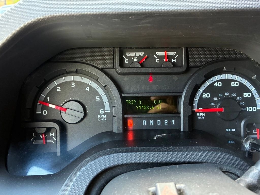 Used 2014 Oxford White Ford XLT image 31
