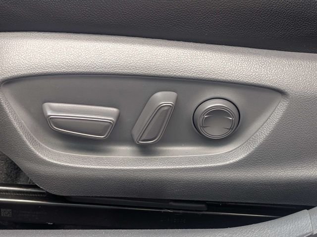 Used 2018 Gray Toyota SE image 19
