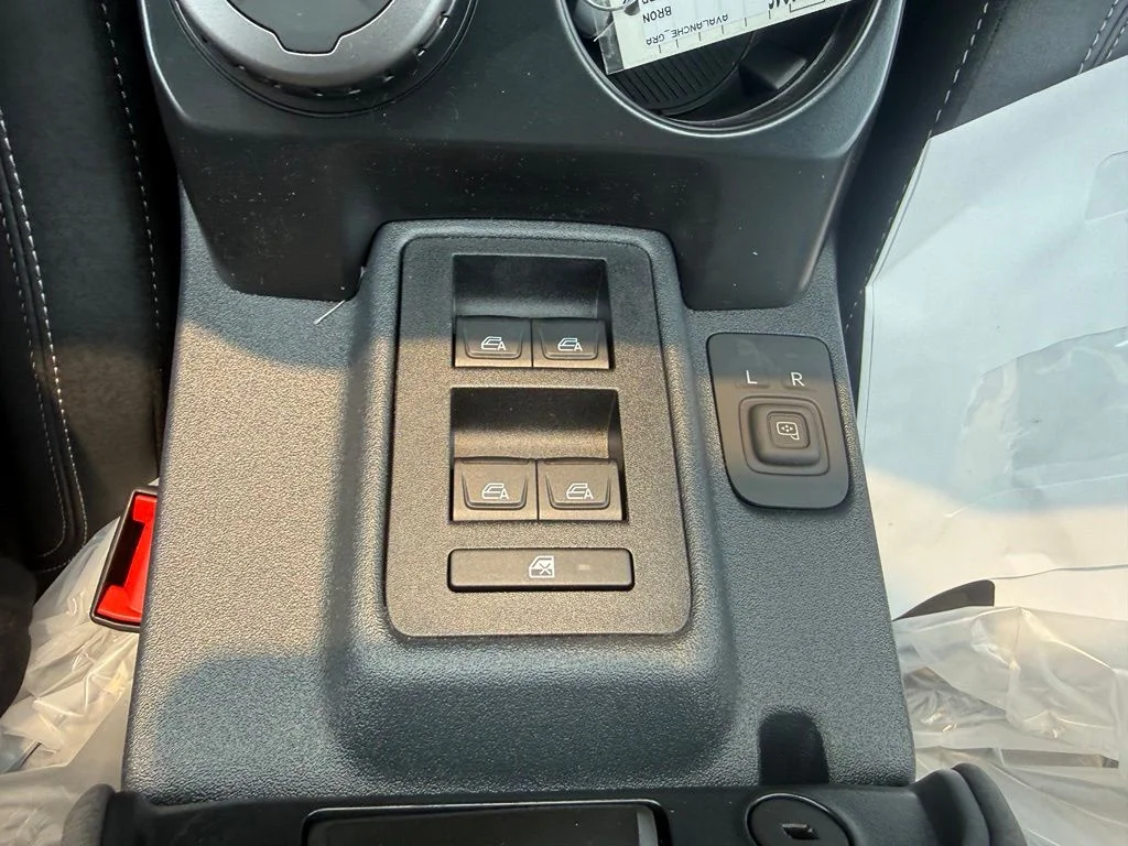 New 2026 Avalanche Gray Ford Big Bend® image 31