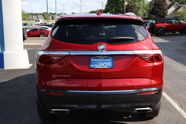Used 2023 Red Buick Essence image 7