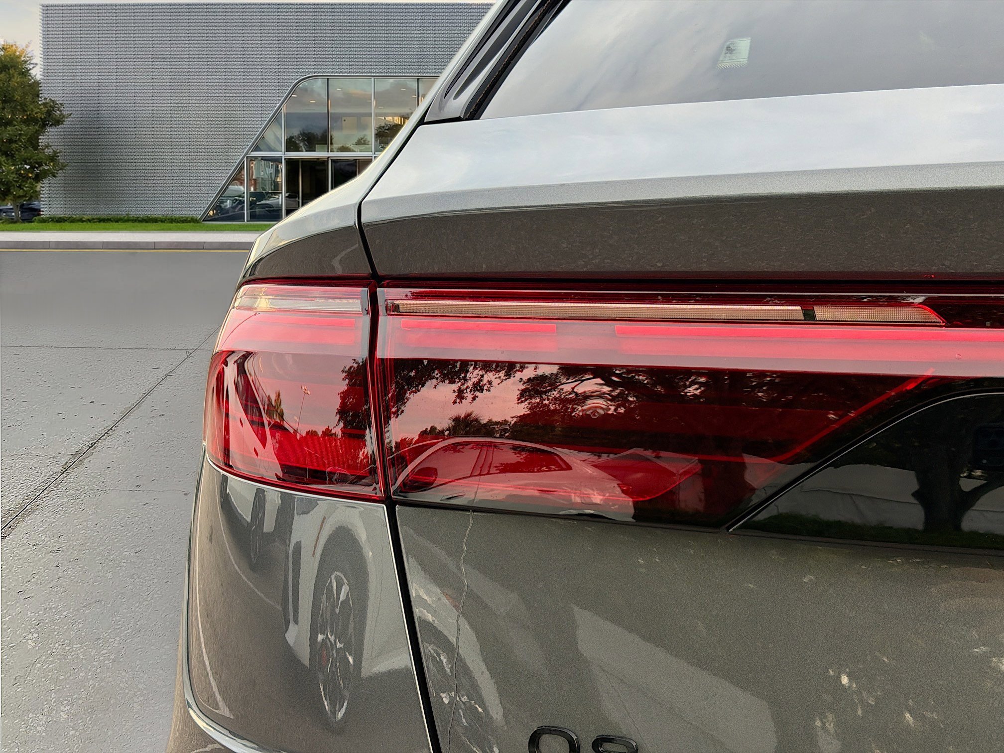 New 2026 Daytona Gray Pearl Effect Audi Premium Plus image 10
