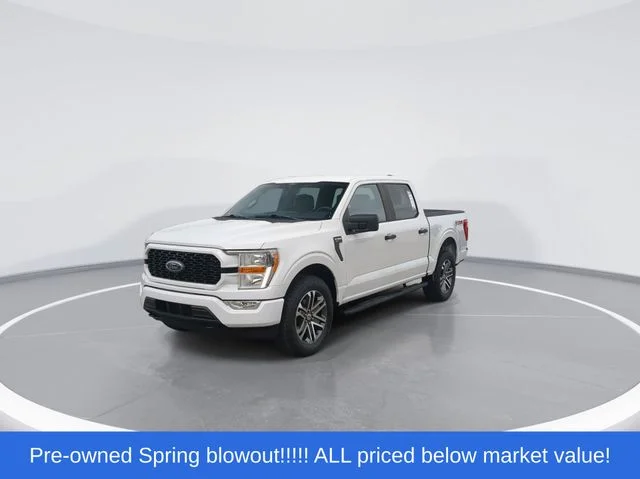 Used 2021 White Ford XL image 4