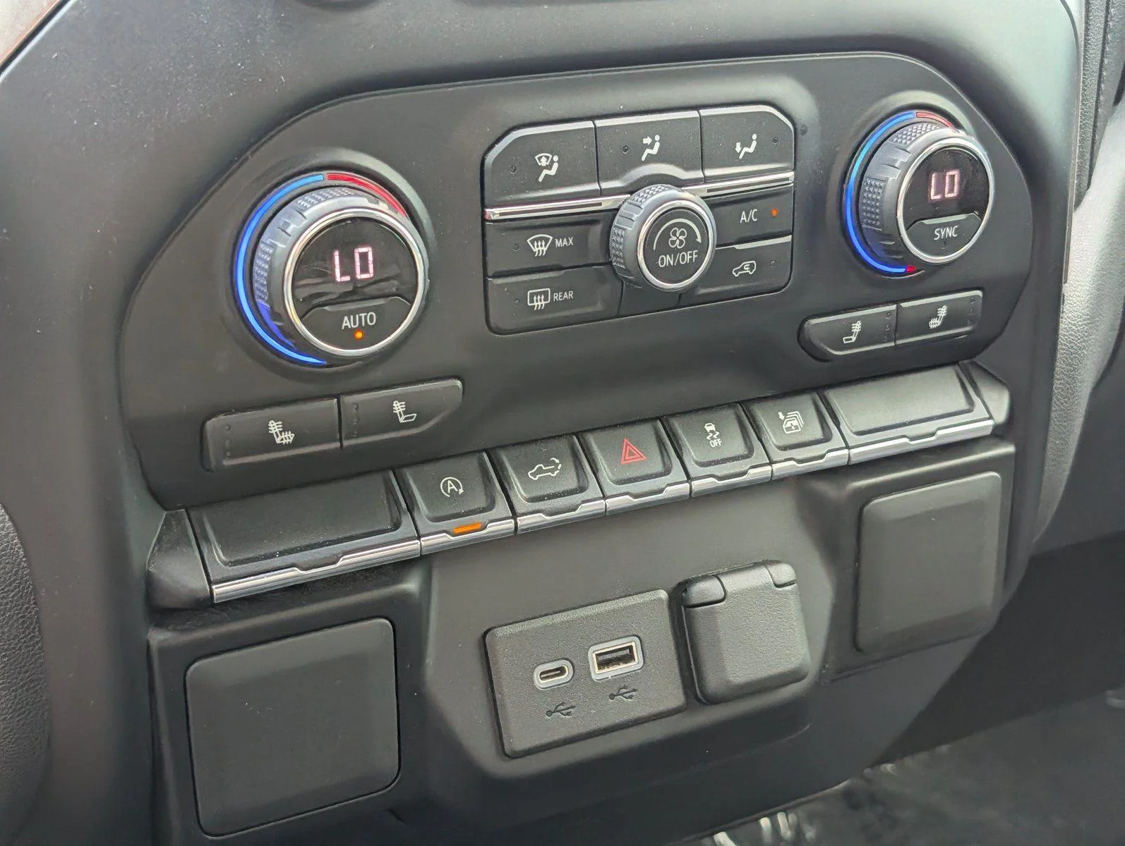 Used 2021 Silver Ice Metallic Chevrolet RST image 19