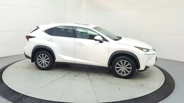 Used 2016 White Lexus 200t image 13
