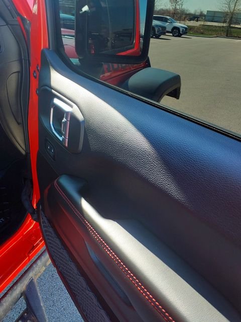 Used 2024 Red Clearcoat Jeep Rubicon image 21