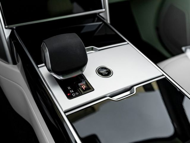 New 2026 Fuji White Land Rover SE image 23