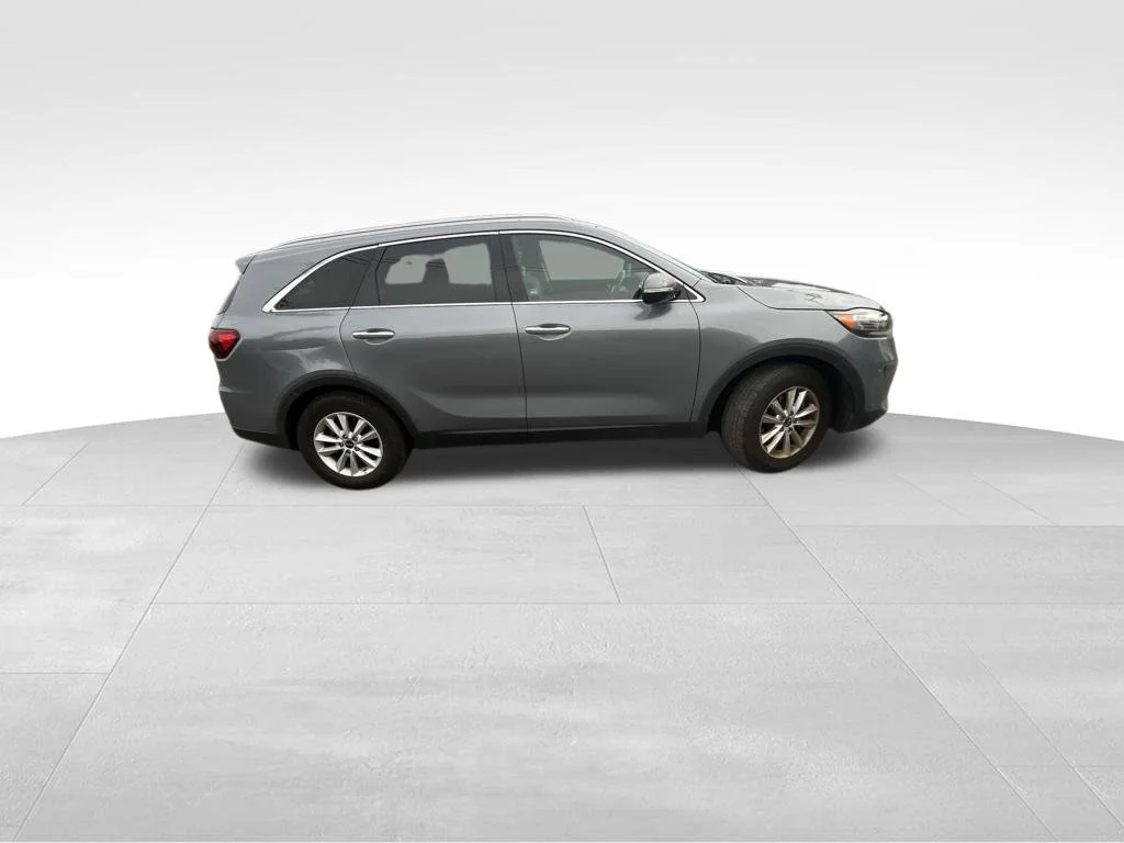 Used 2020 Silver Kia LX image 18