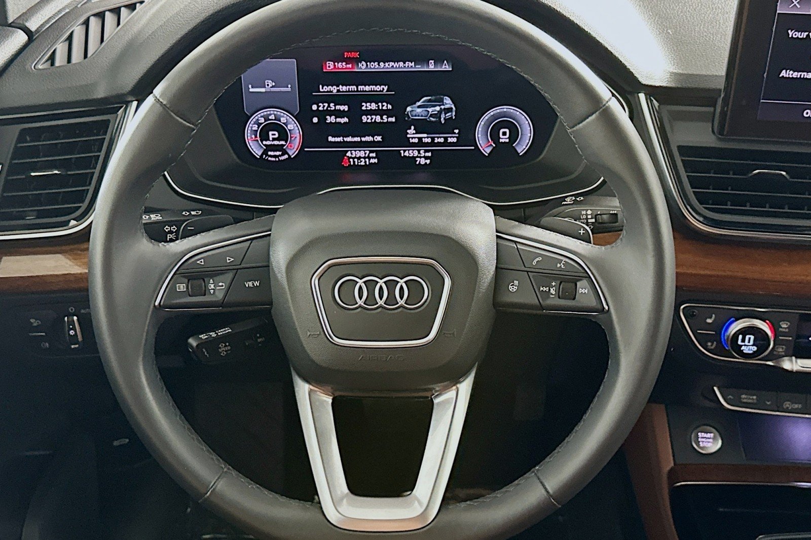 Used 2023 District Green Metallic Audi S line Prestige image 18