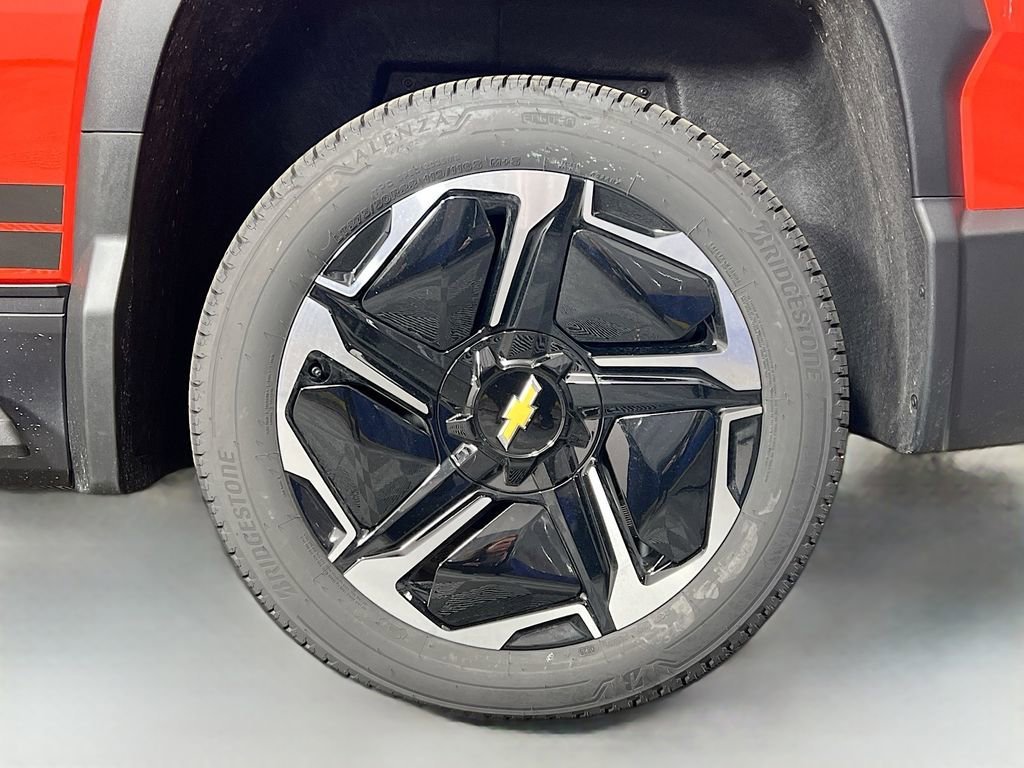 2026 Chevrolet Silverado EV LT - Photo 33