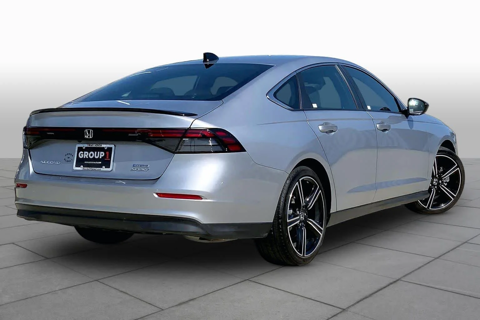2025 Honda Accord Hybrid Sport - Photo 13