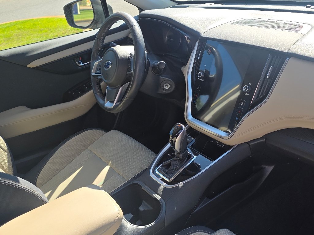 Used 2020 Autumn Green Metallic Subaru Premium image 5