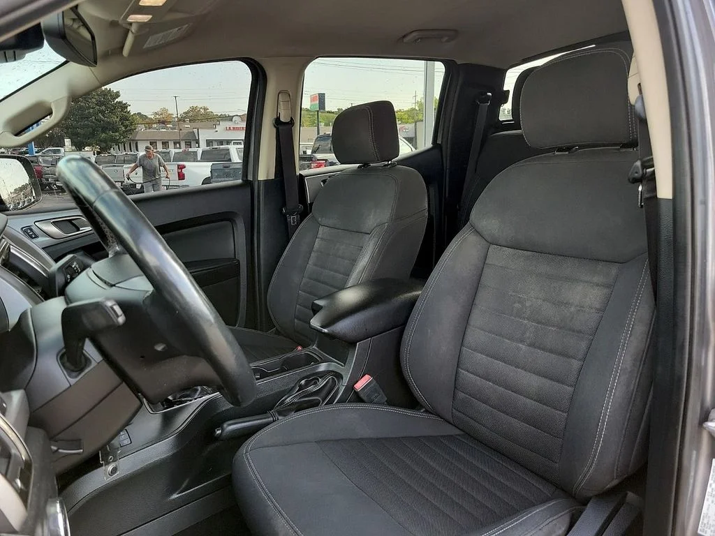 Used 2022 Gray Metallic Ford XLT image 10
