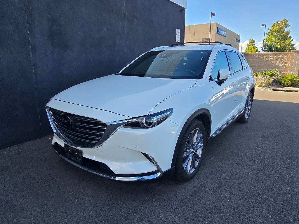 Used 2023 Snowflake White Pearl Mica Mazda Grand Touring image 1
