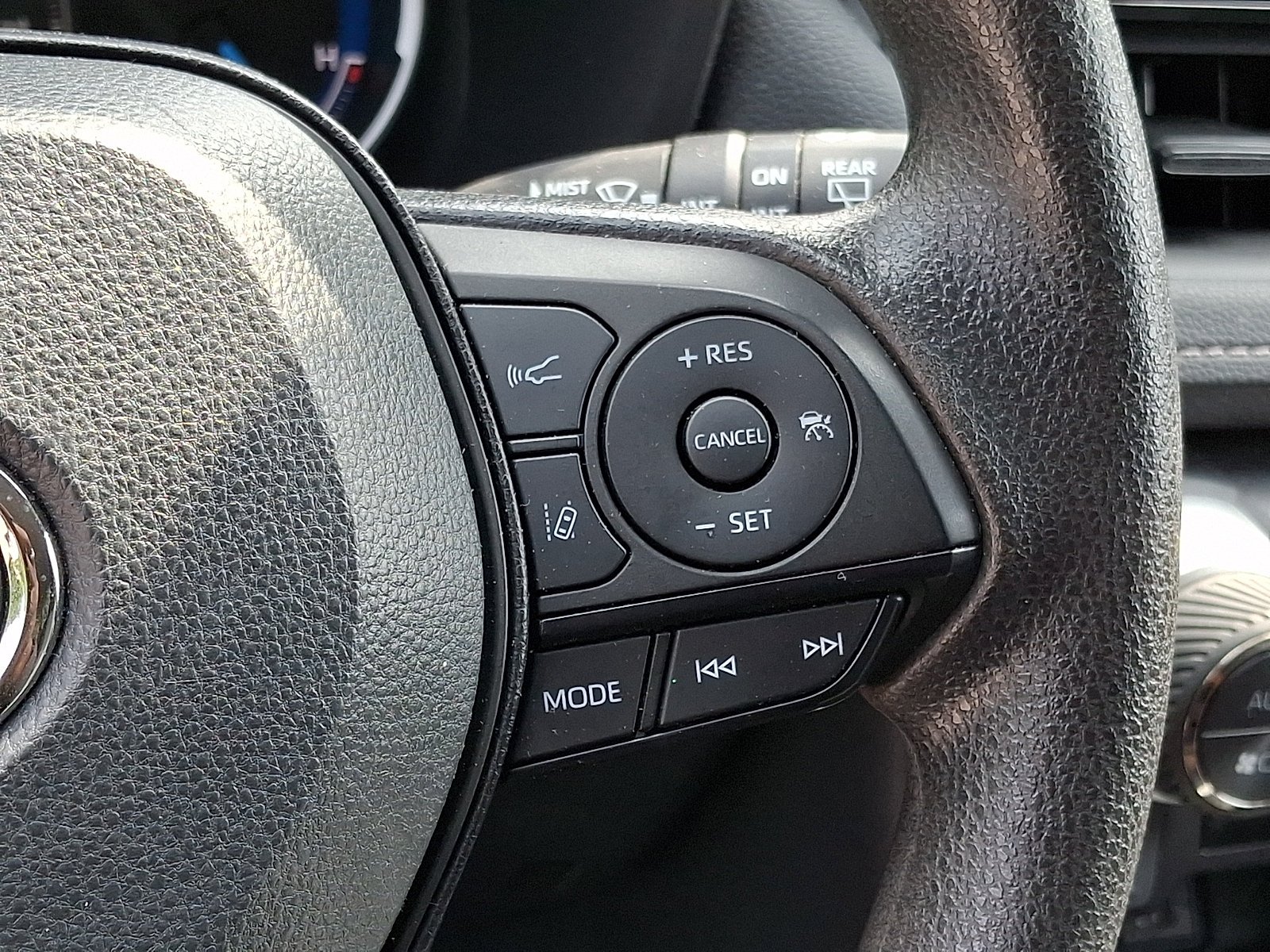 Used 2025 Midnight Black Metallic   218 Toyota Hybrid XLE image 21