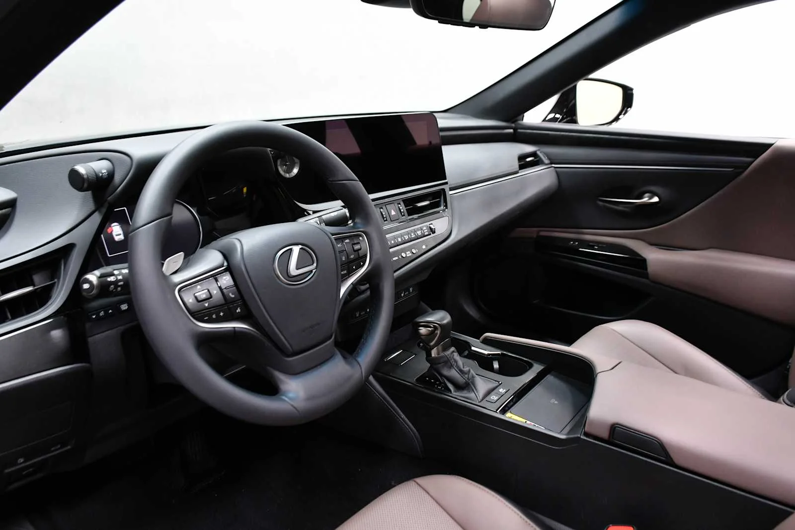 Used 2025 Nightfall Mica Lexus  image 12