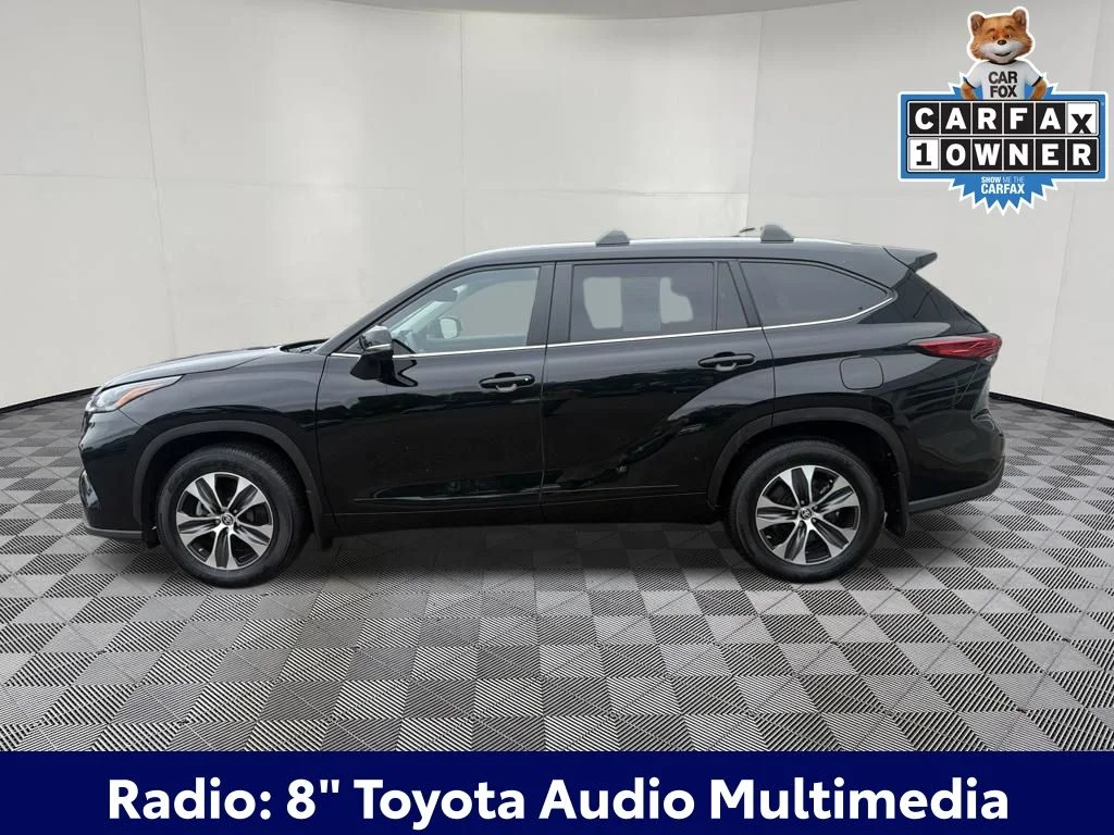Used 2023 Midnight Black Metallic Toyota XLE image 2